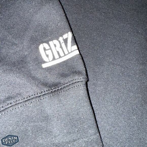 Grizzly Griptape “Yellowstone 2001” Crewneck Sweatshirt – Size L – Black - NWOT! - Picture 5 of 9